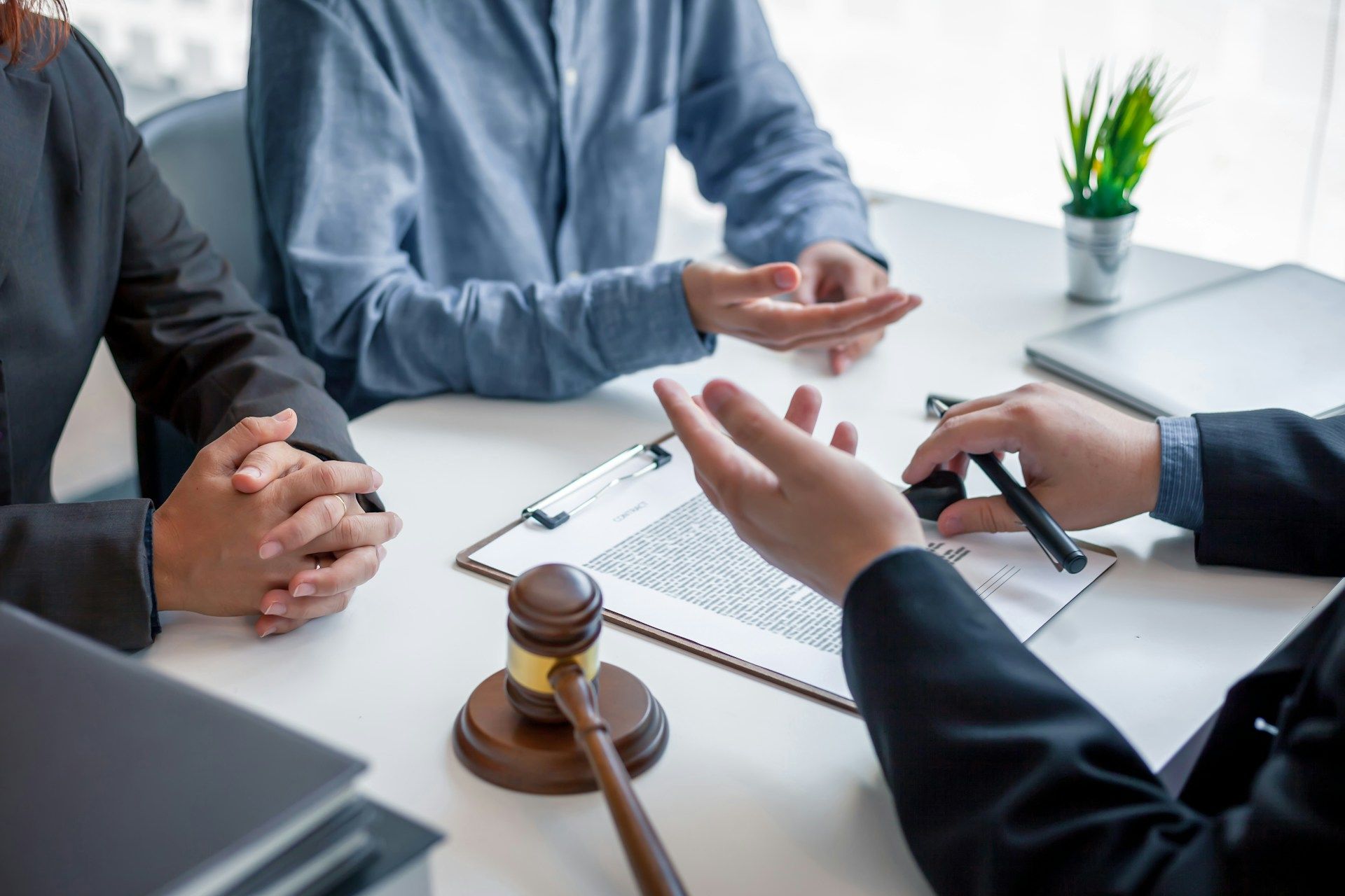 Expert testimony services